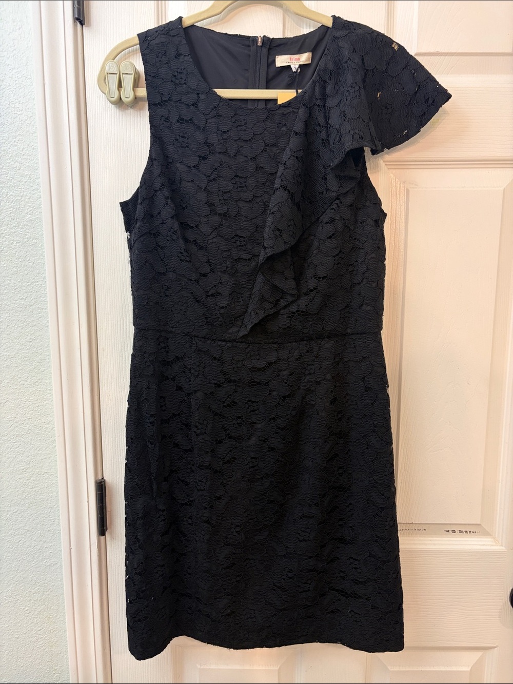 Trina Turk Black One-Shoulder Lace Ruffle Dress
